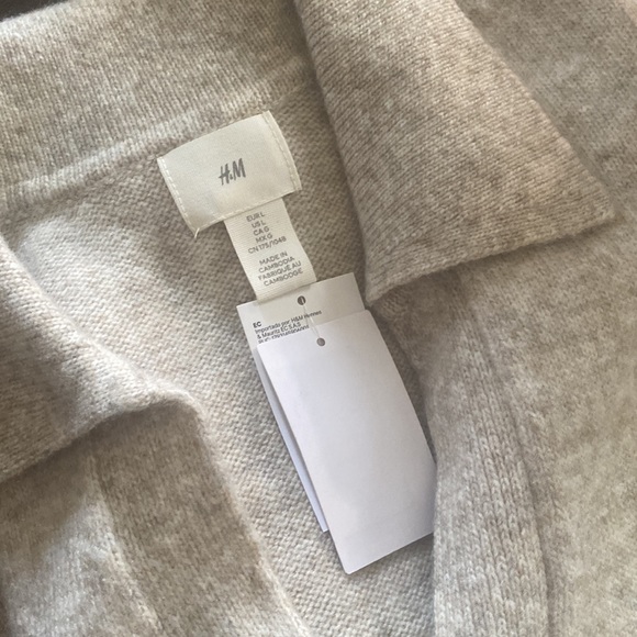 H&M Sweaters Hm Fineknit Collared Sweater Size L Beige Melange